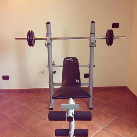 فيلة Sleeps 6 *